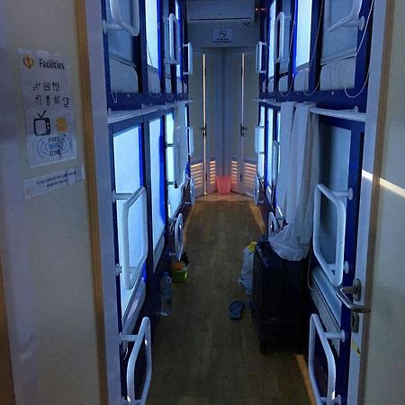 Qb Sleep Capsule Hotel Kuta Lombok Eksteriør billede